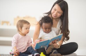 babysitter reading to children