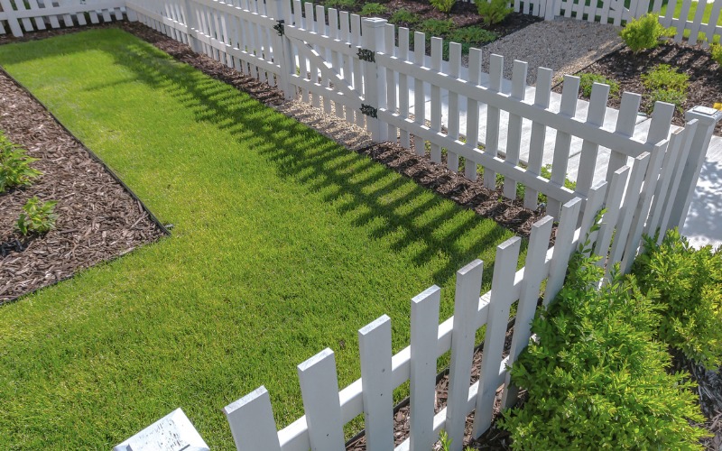 white picket fence